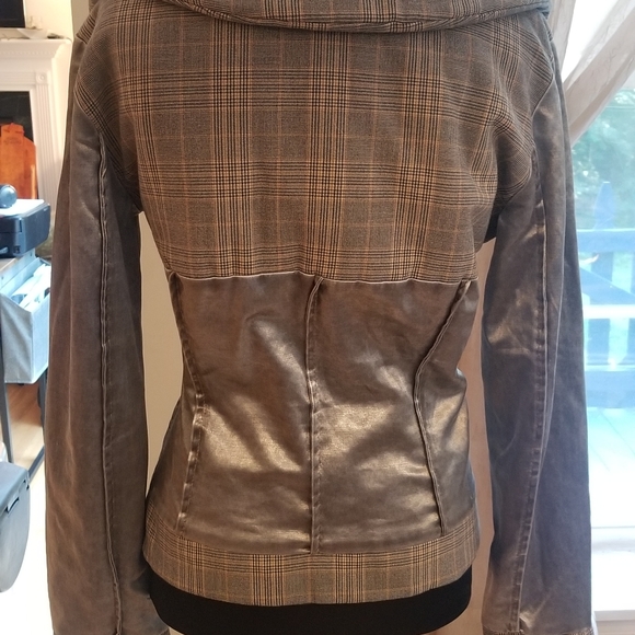 Le Donne D1 Jacket - Picture 2 of 3